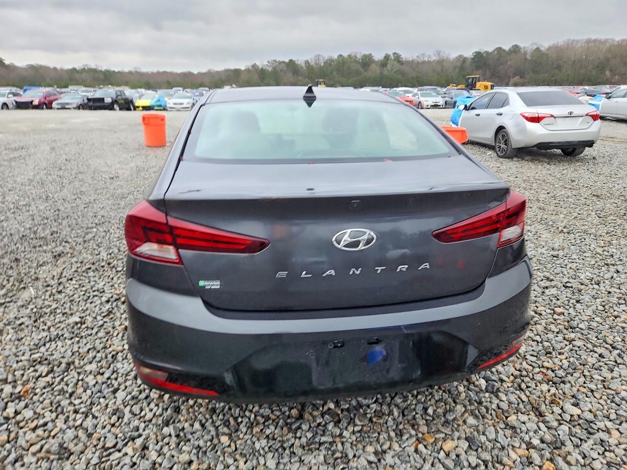 2020 Hyundai Elantra Sel - Фото 6