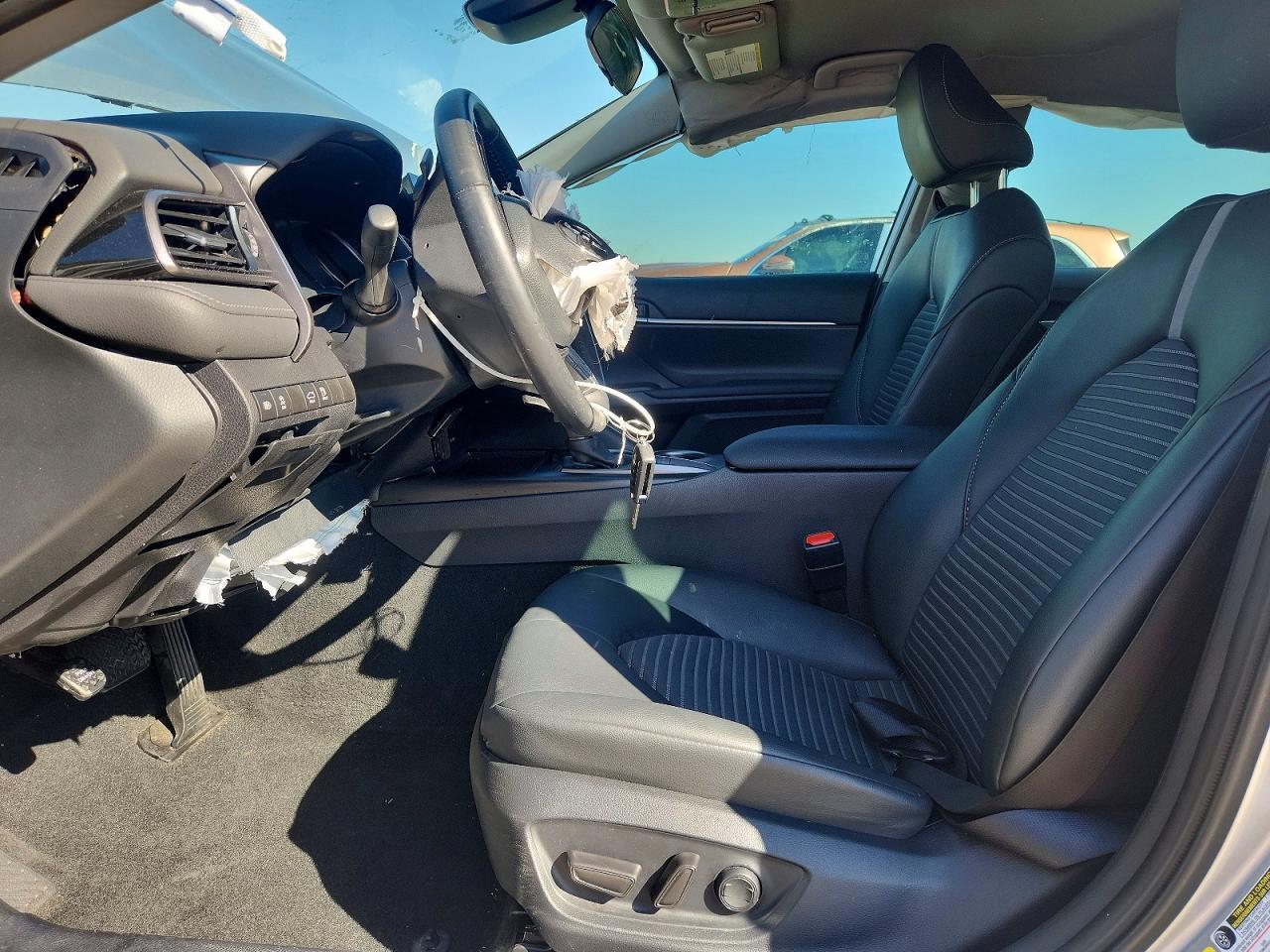 2024 Toyota Camry Se - Фото 7