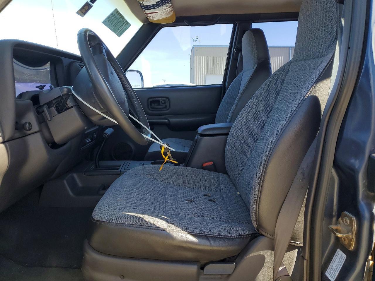 2001 Jeep Cherokee Sport - Фото 7