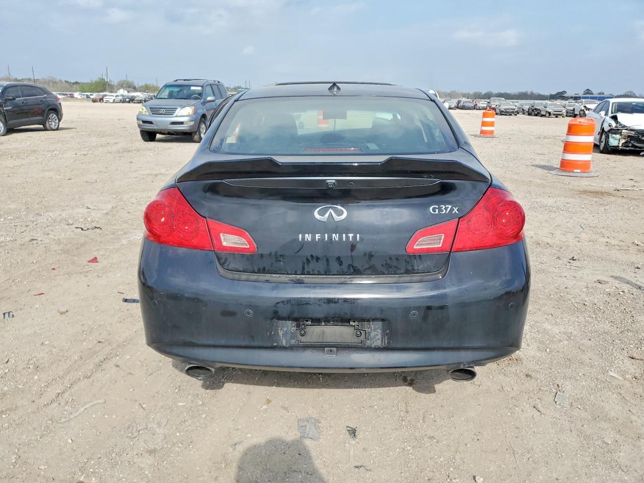 2013 Infiniti G37 Sedan - Фото 6