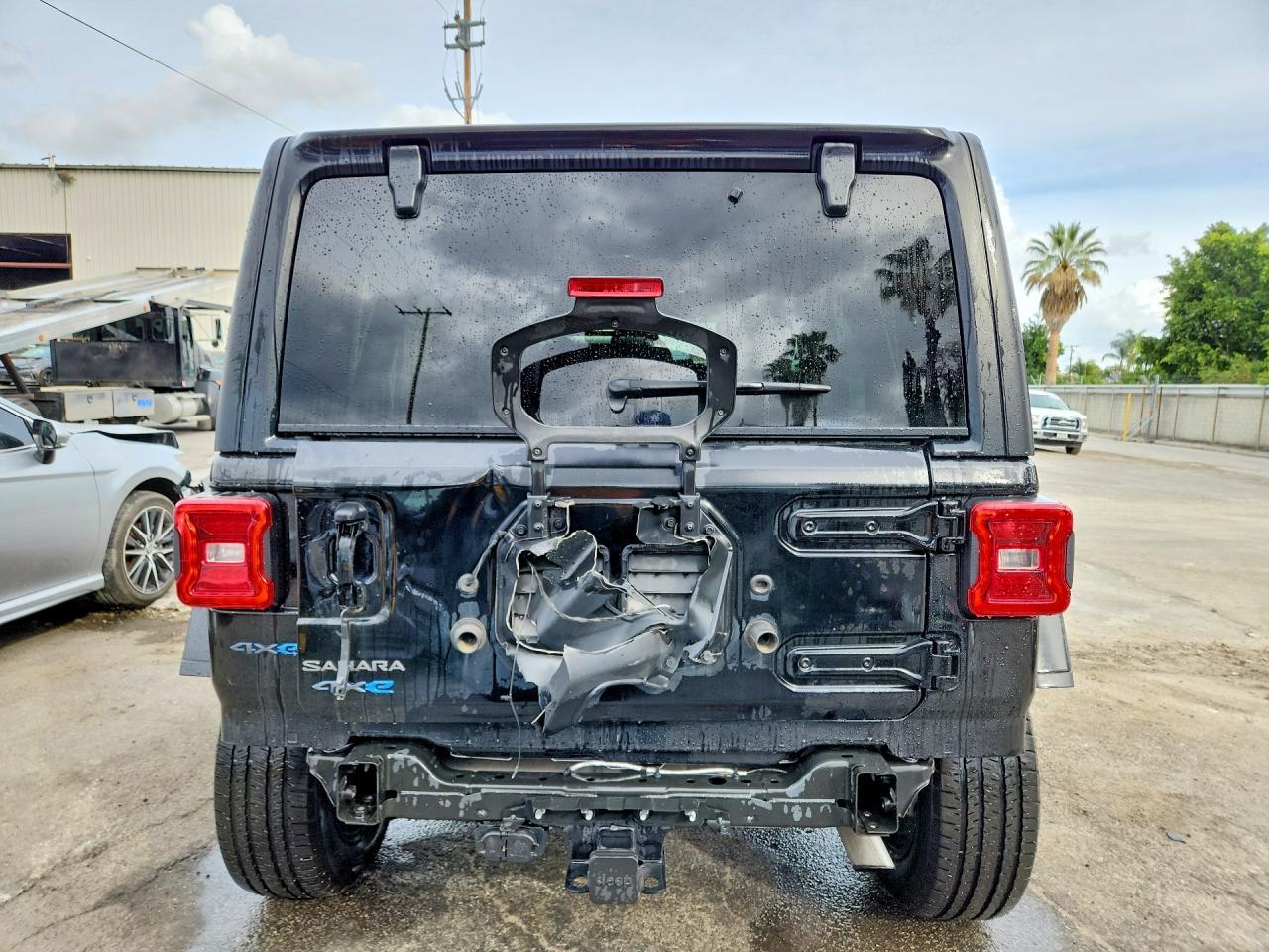 2024 Jeep Wrangler 4Xe - Image 6
