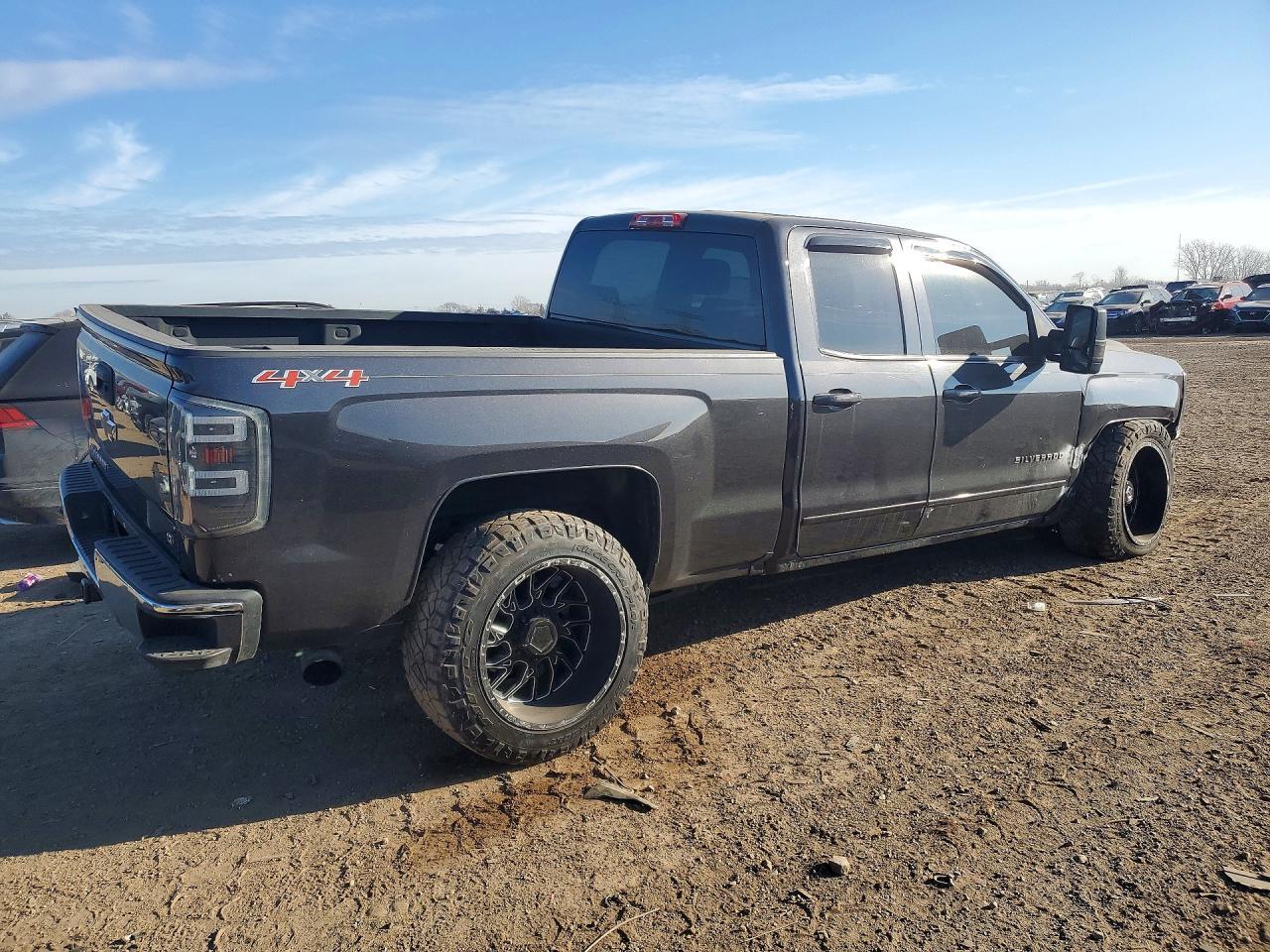 2016 Chevrolet Silverado K1500 Lt - Image 3