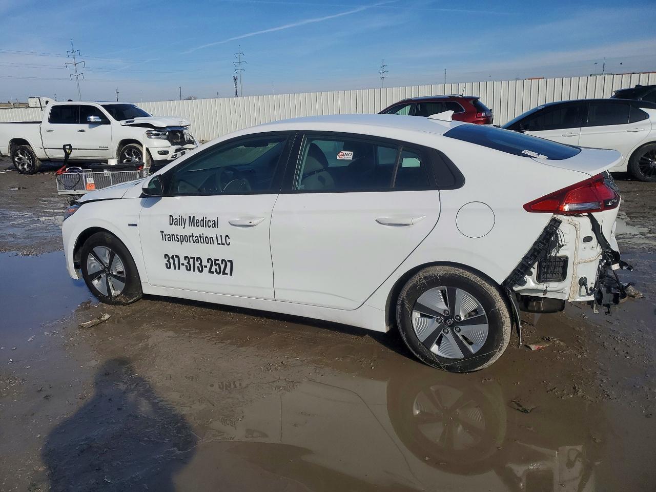 2020 Hyundai Ioniq Blue - Image 2