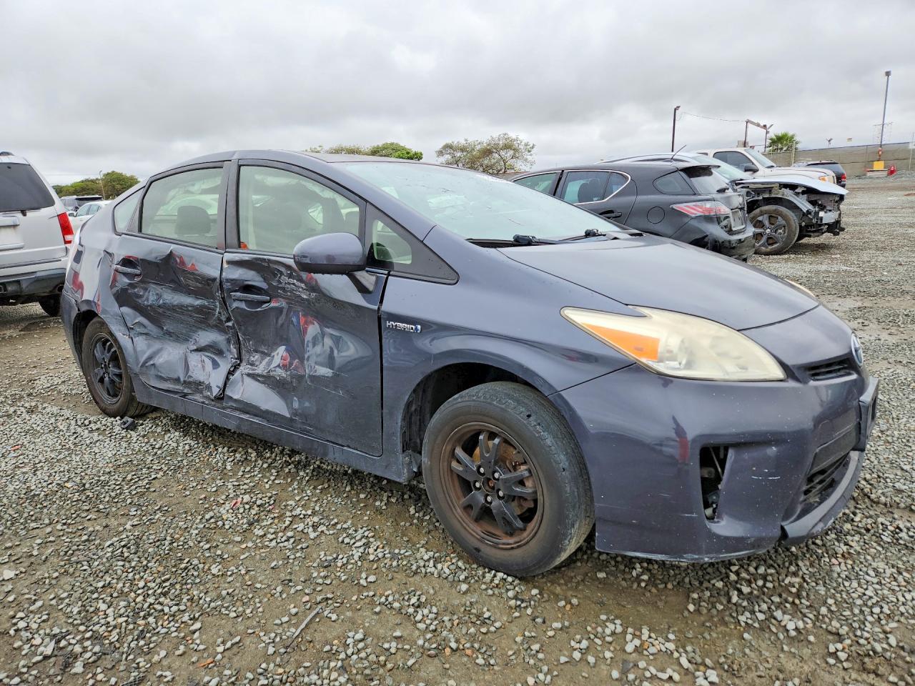 2013 Toyota Prius - Image 4