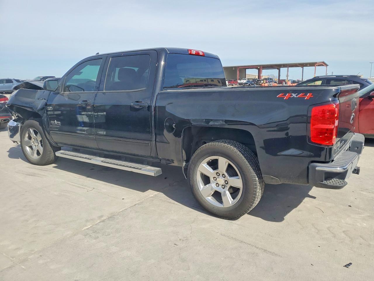 2018 Chevrolet Silverado K1500 Lt - Image 2