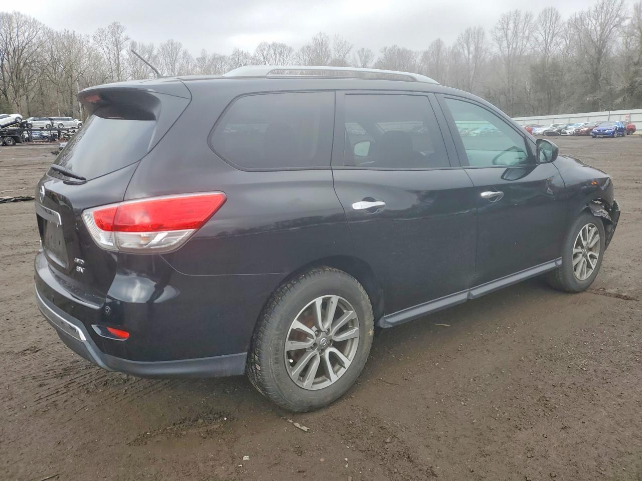 2013 Nissan Pathfinder S - Фото 3