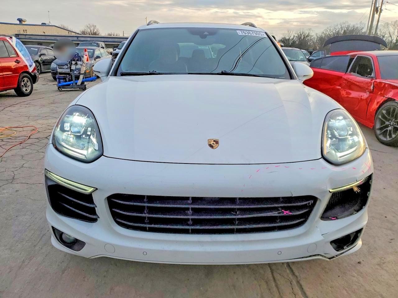2016 Porsche Cayenne S - Фото 5