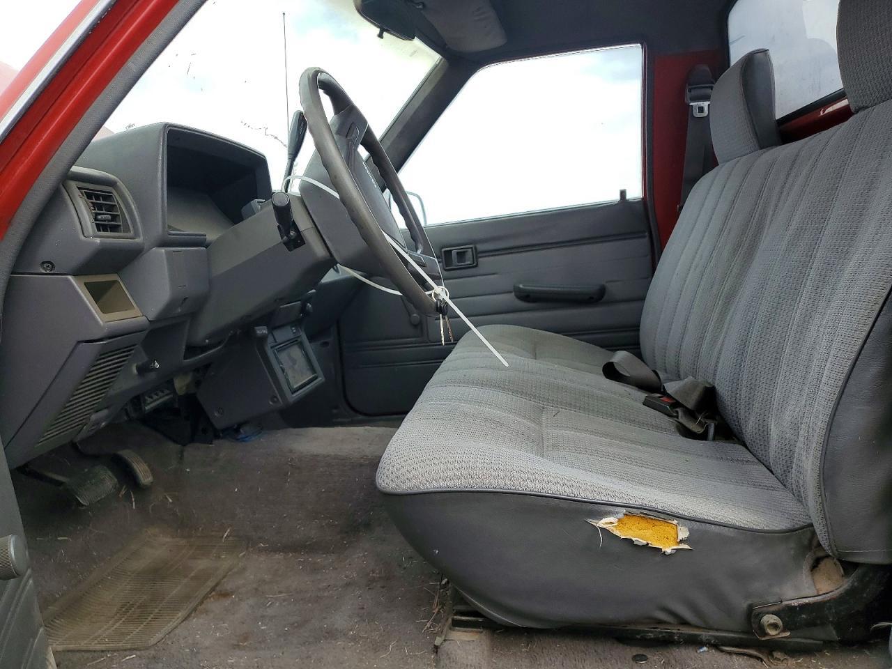 1988 Toyota Pickup 1/2 Ton Rn50 - Image 7