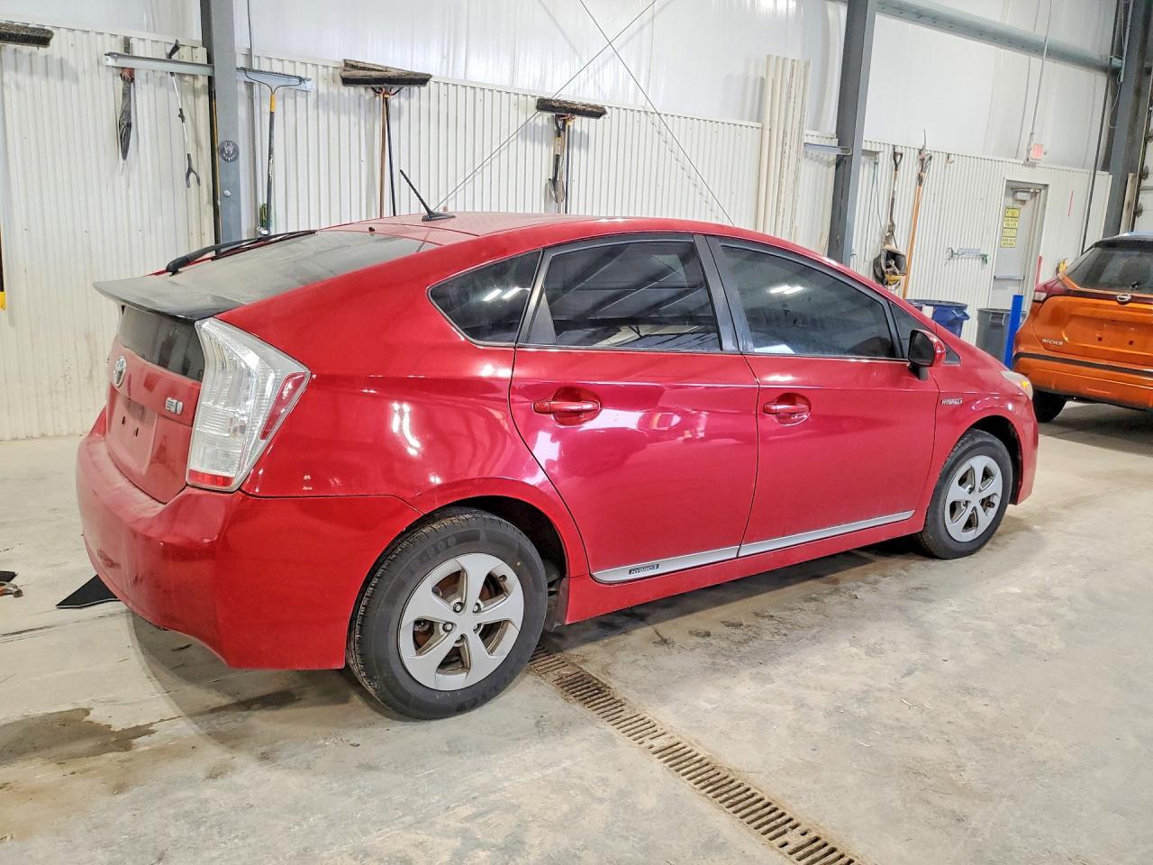 2011 Toyota Prius - Фото 3