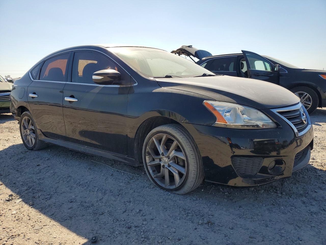 2015 Nissan Sentra S - Image 4