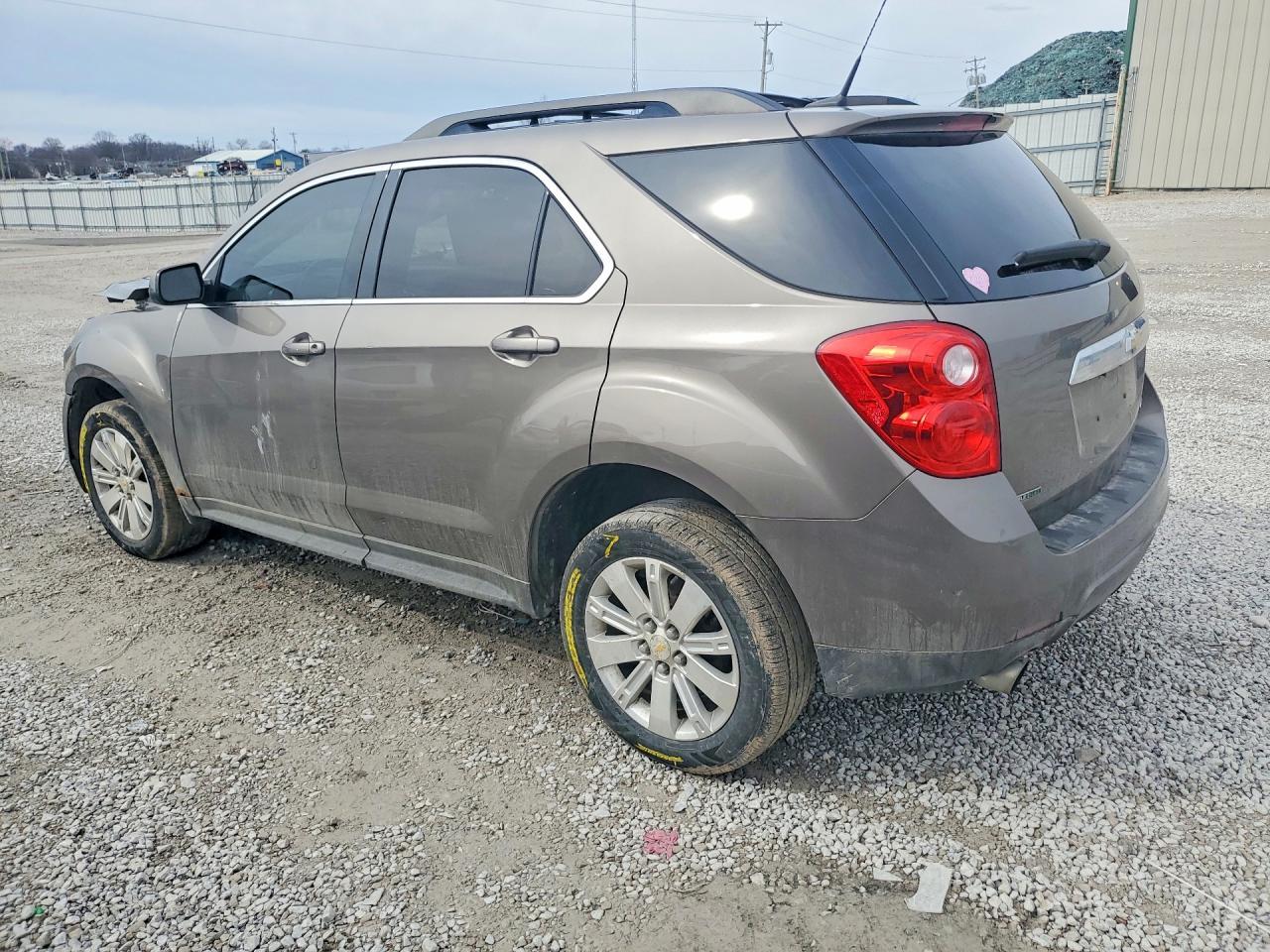 2011 Chevrolet Equinox Lt - Фото 2