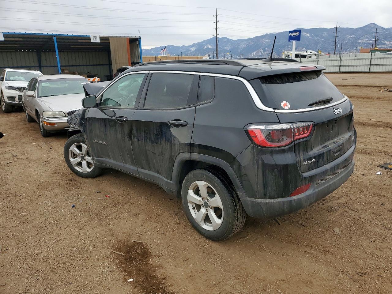 2021 Jeep Compass Latitude - Image 2