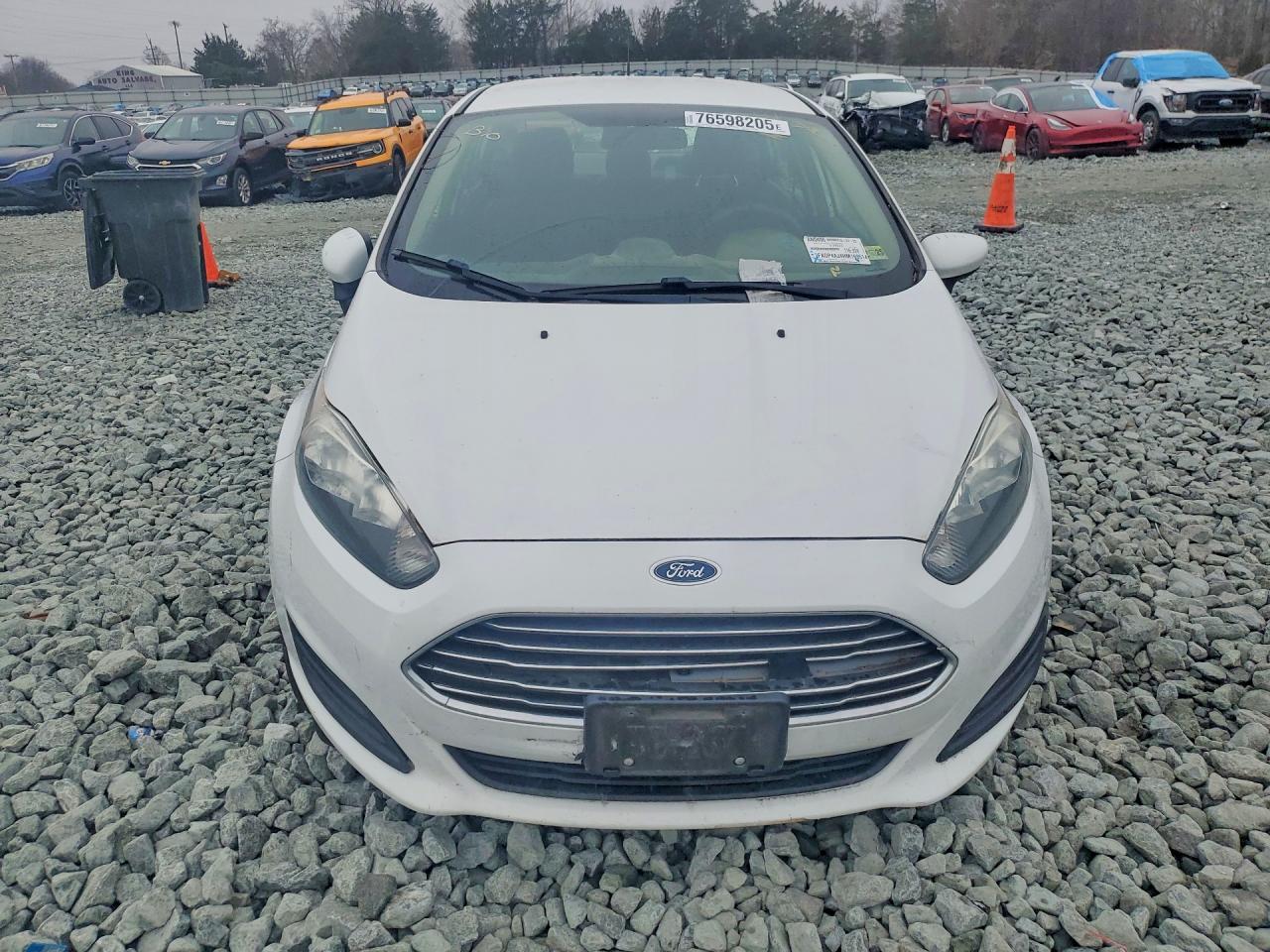 2017 Ford Fiesta S - Image 5
