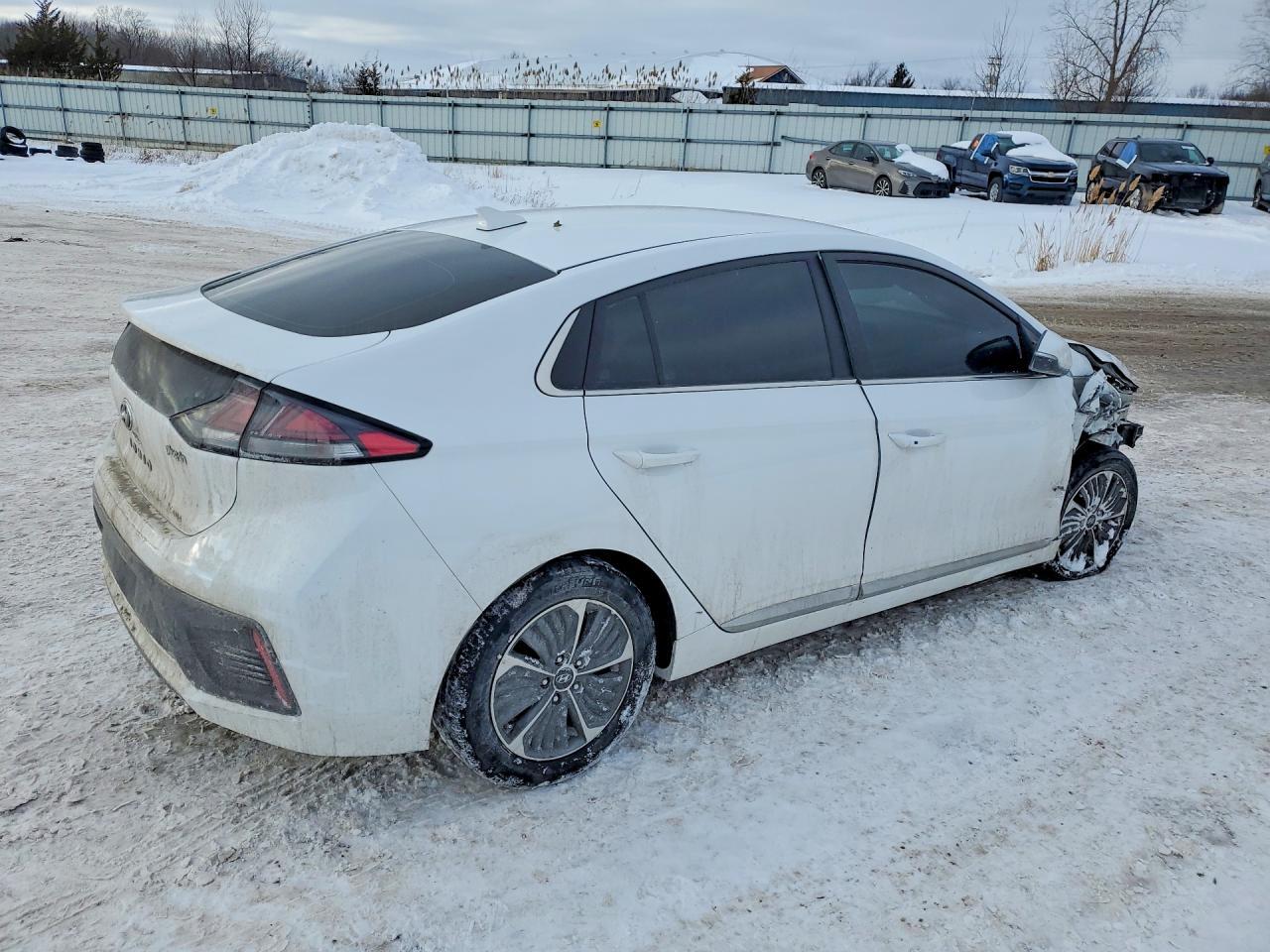 2021 Hyundai Ioniq Sel - Фото 3