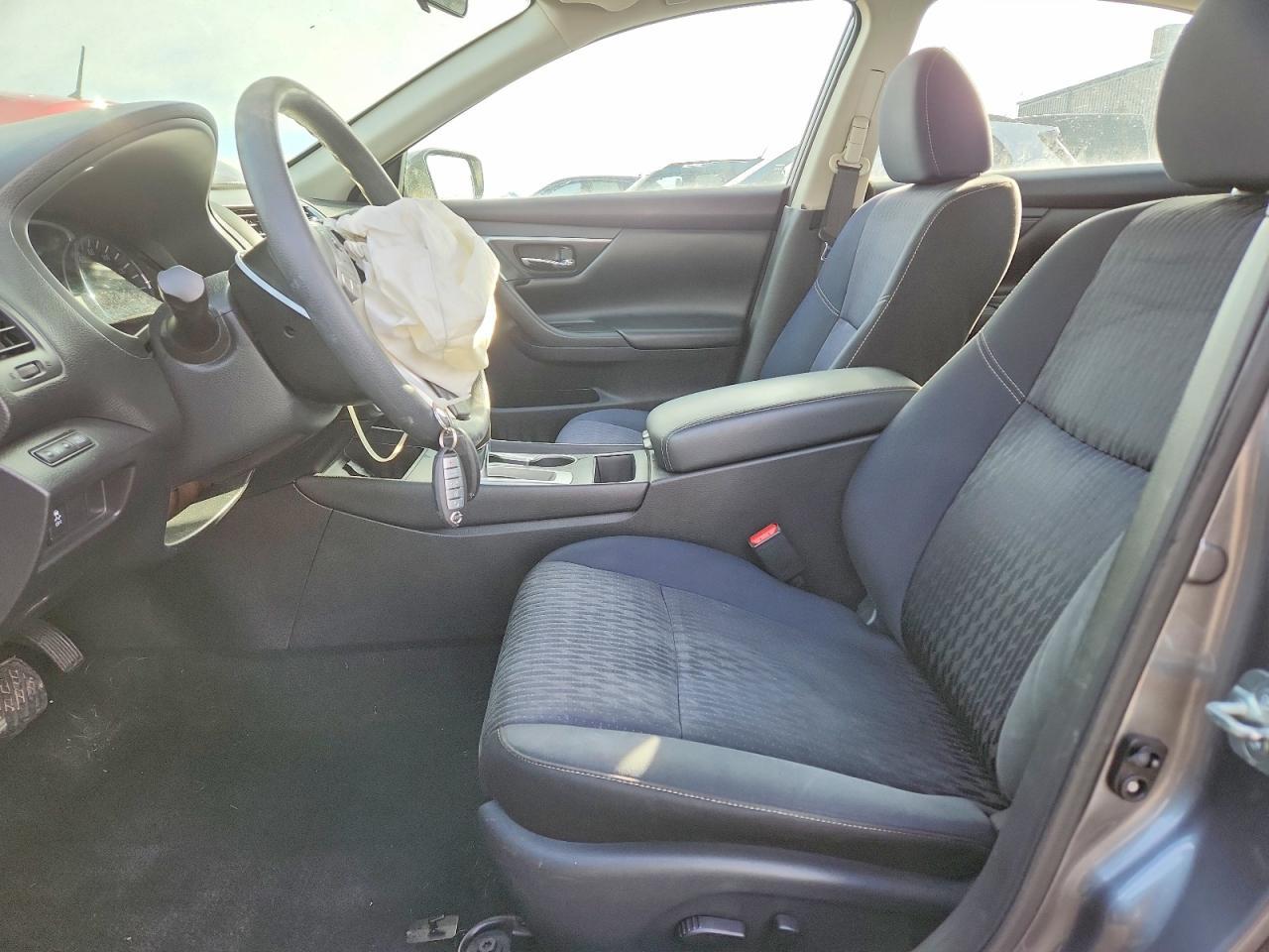 2017 Nissan Altima 2.5 - Фото 7