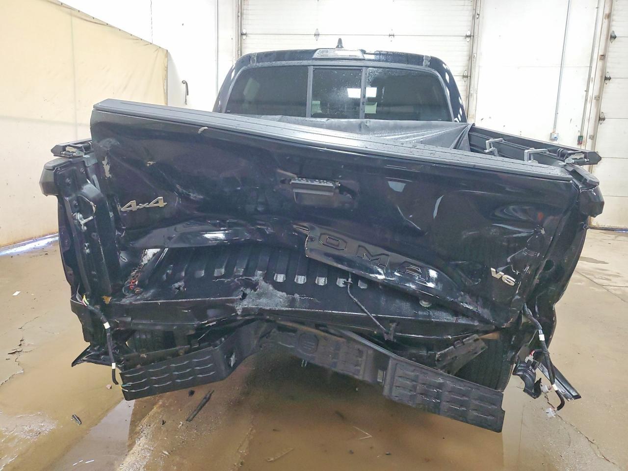 2021 Toyota Tacoma Sr V6 - Фото 6