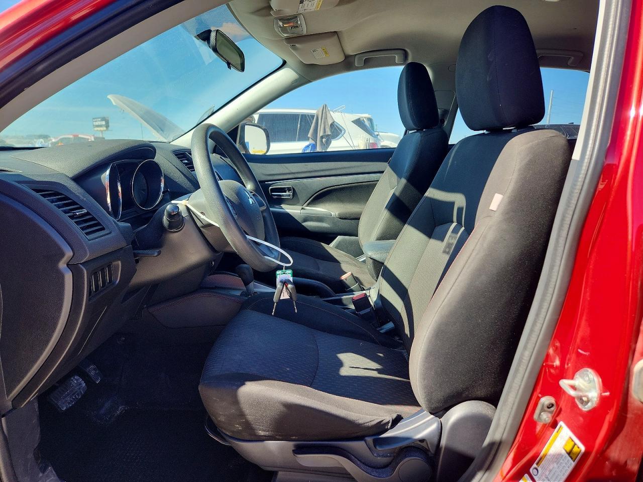 2019 Mitsubishi Outlander Sport Es - Image 7