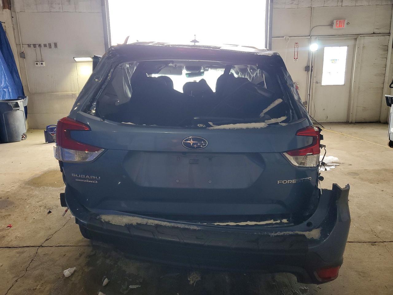 2019 Subaru Forester Premium - Фото 6