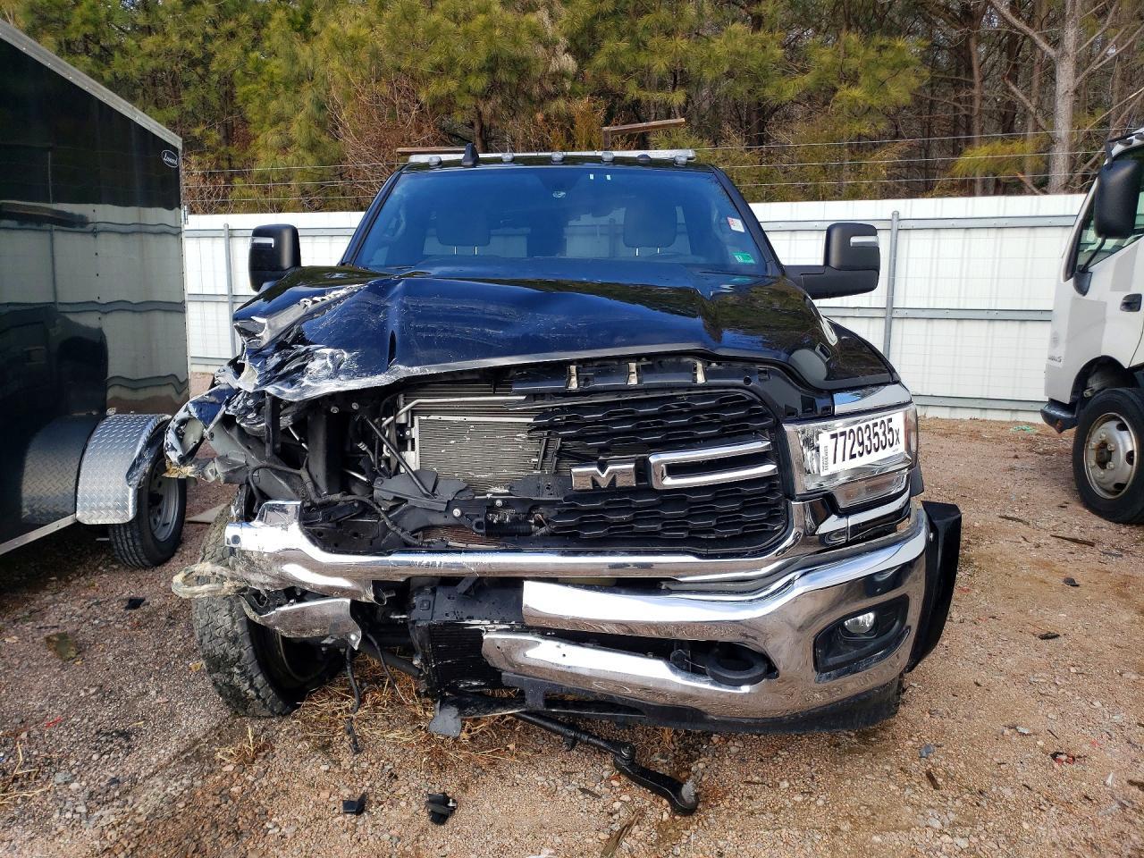 2023 Ram 4500 Tow Truck - Image 5