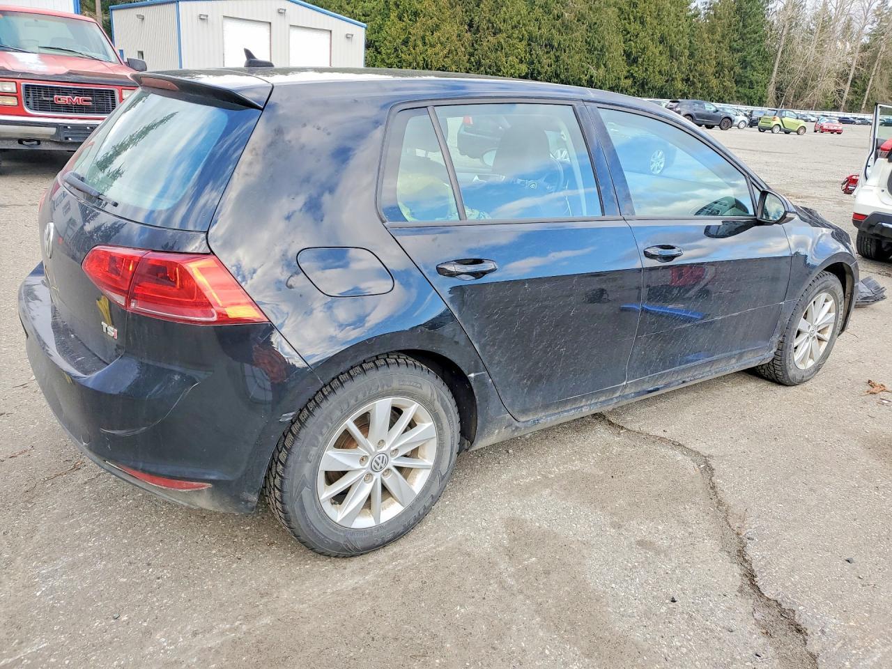 2015 Volkswagen Golf - Фото 3