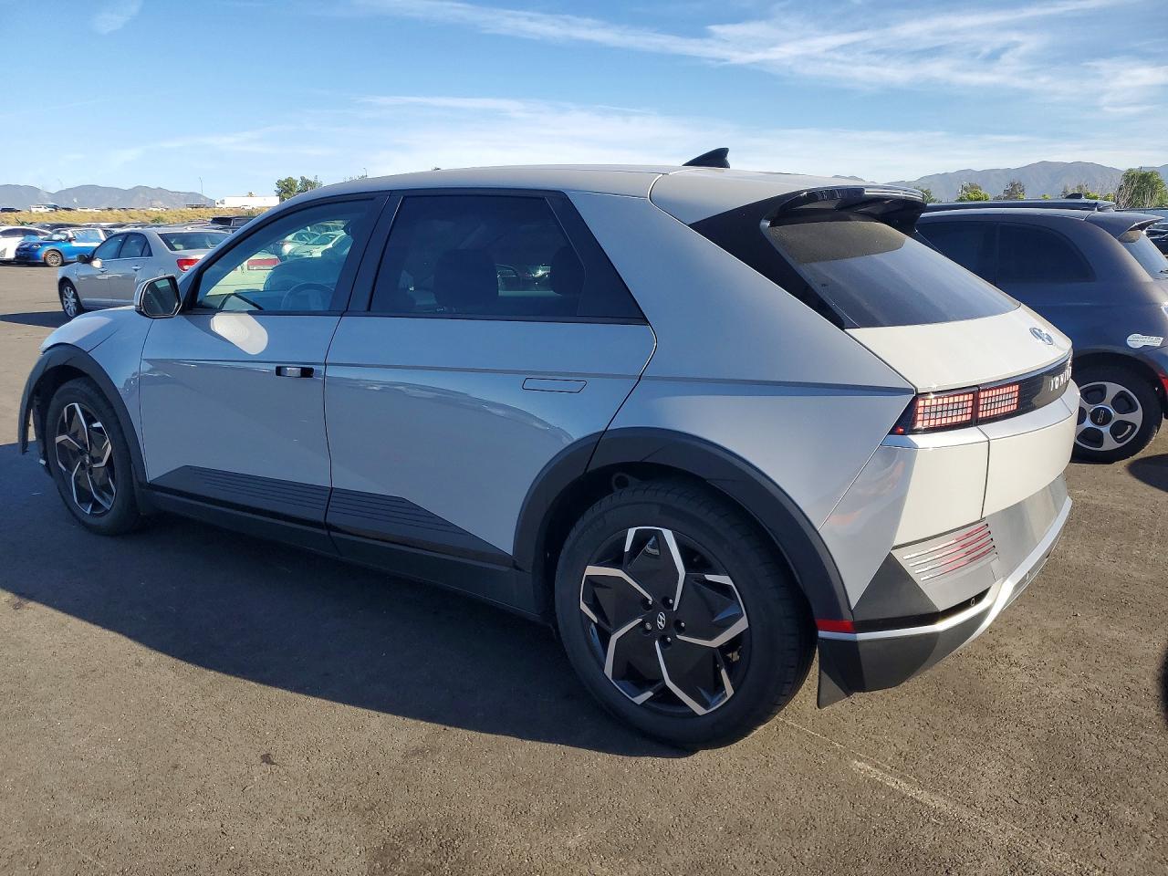 2024 Hyundai Ioniq 5 Sel - Фото 2