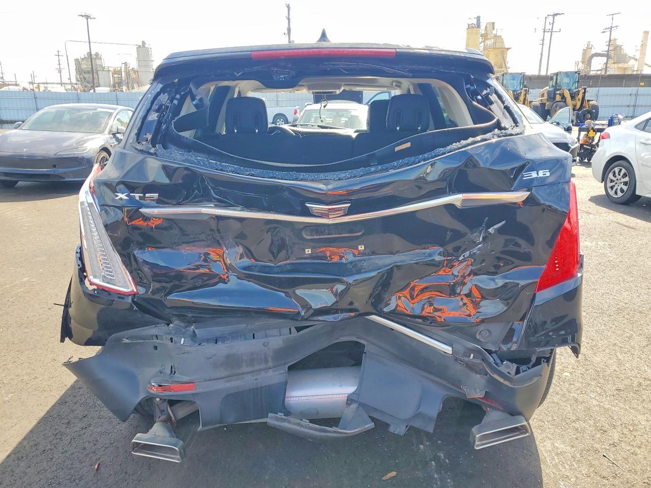 2017 Cadillac Xt5 Luxury - Image 6