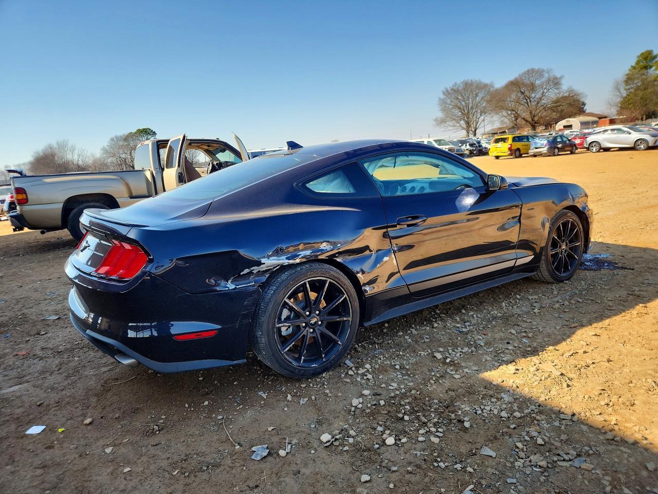 2021 Ford Mustang - Фото 3