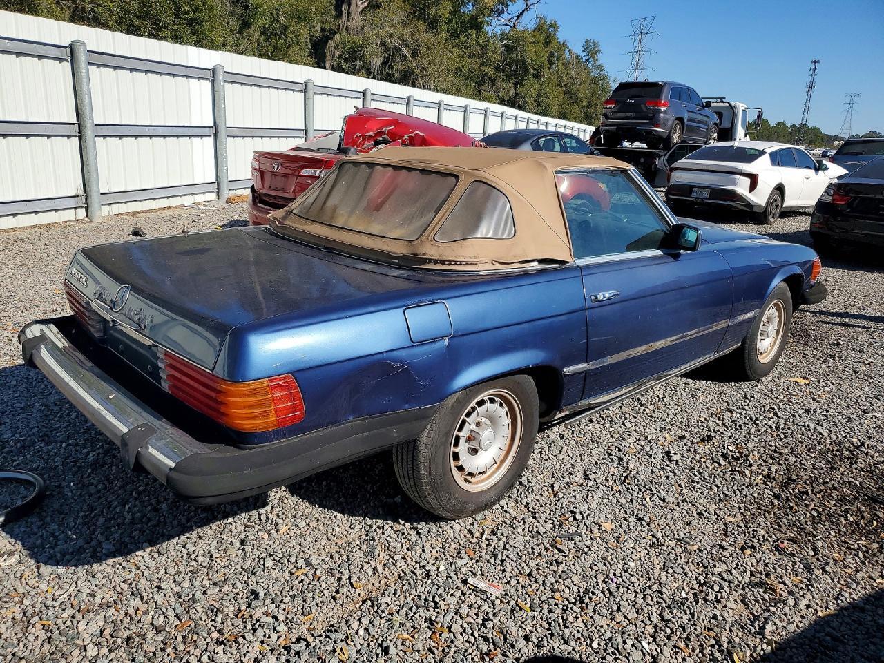 1983 Mercedes-Benz 380 Sl - Фото 3