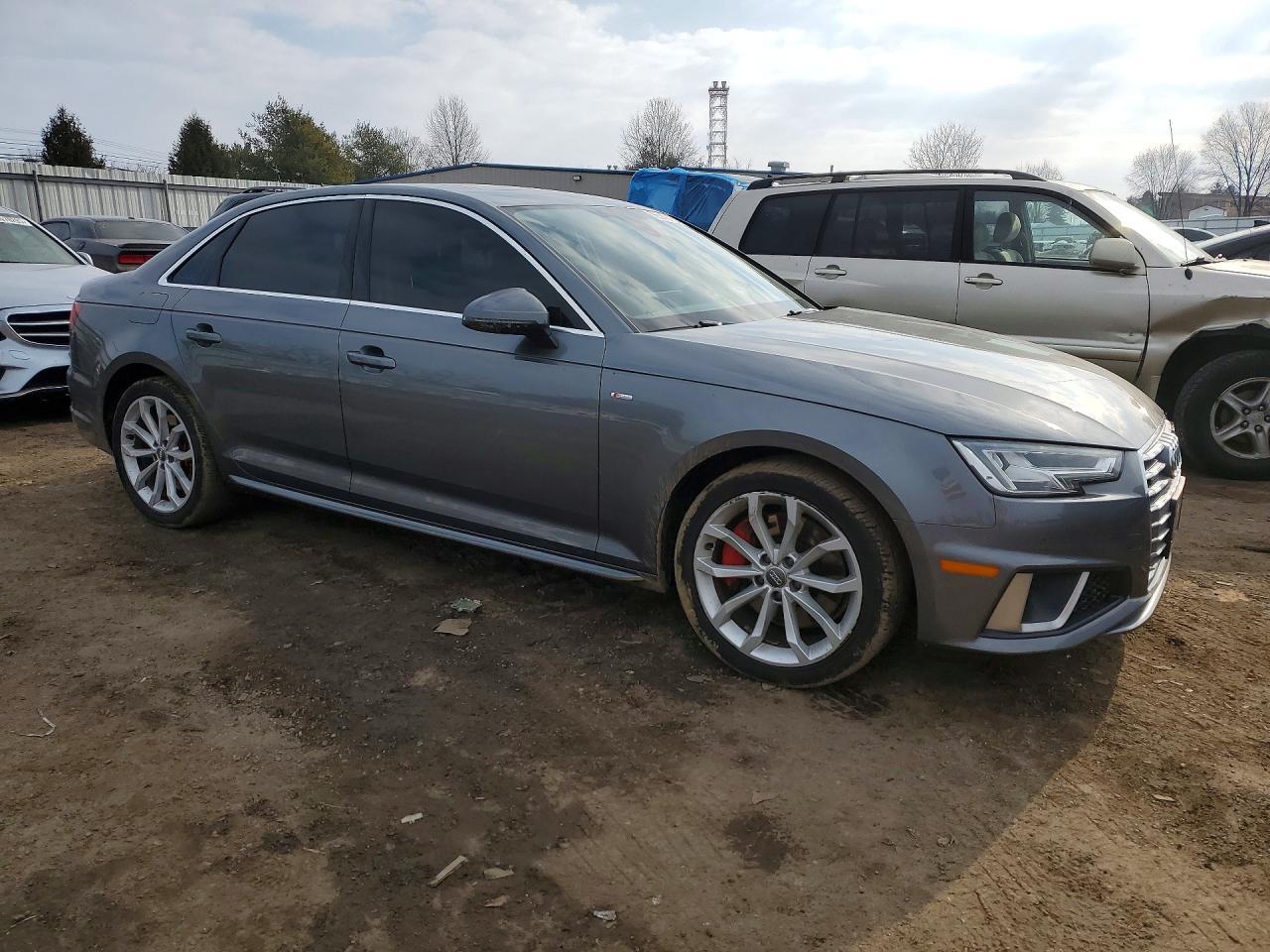 2019 Audi A4 Premium Plus - Фото 4