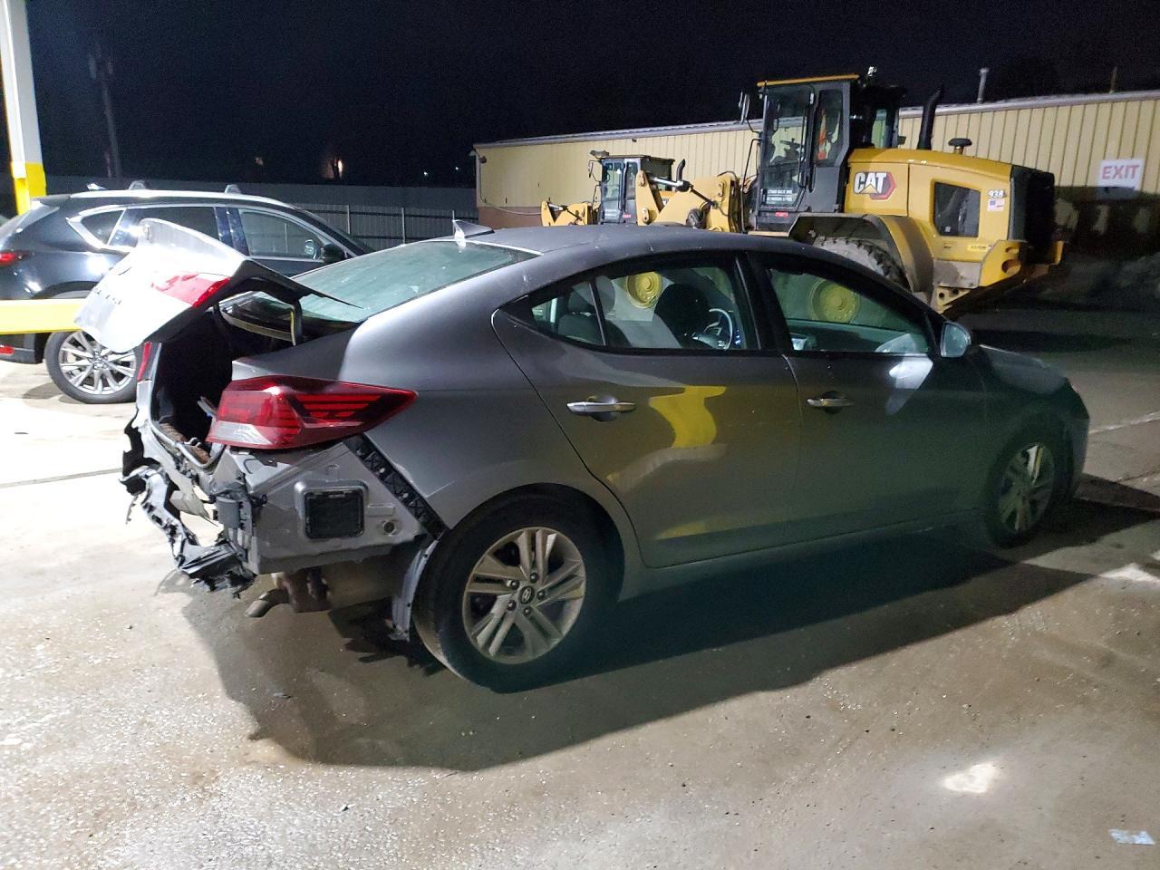 2020 Hyundai Elantra Sel - Фото 3