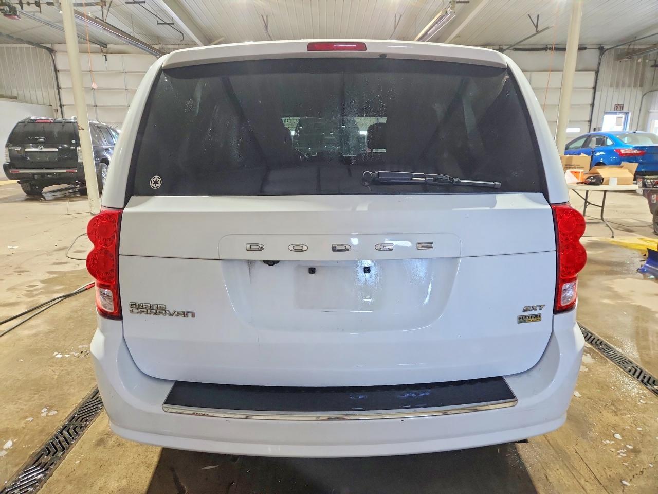 2017 Dodge Grand Caravan Sxt - Фото 6