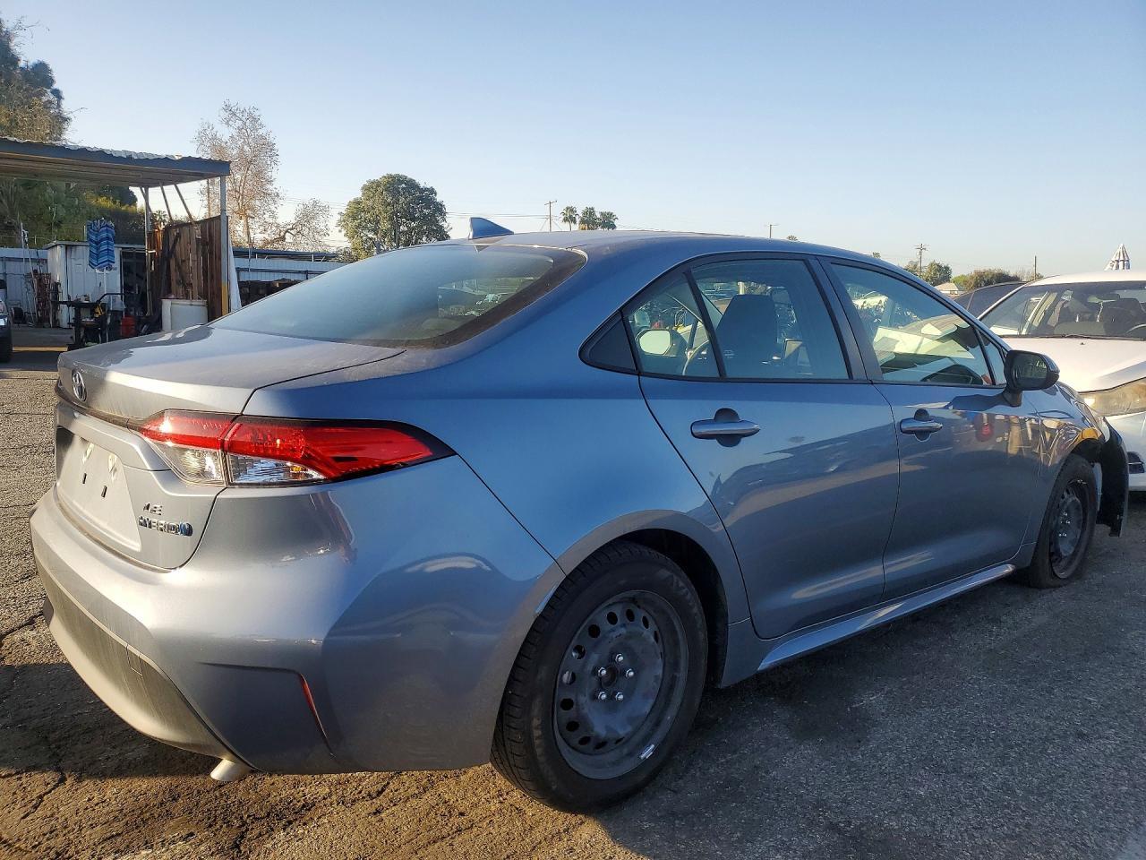 2024 Toyota Corolla - Фото 3