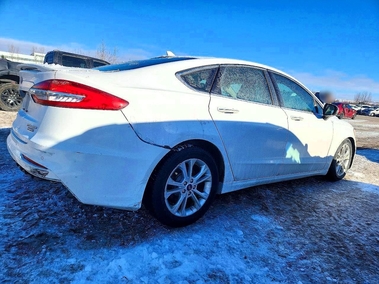 2020 Ford Fusion Titanium - Фото 3