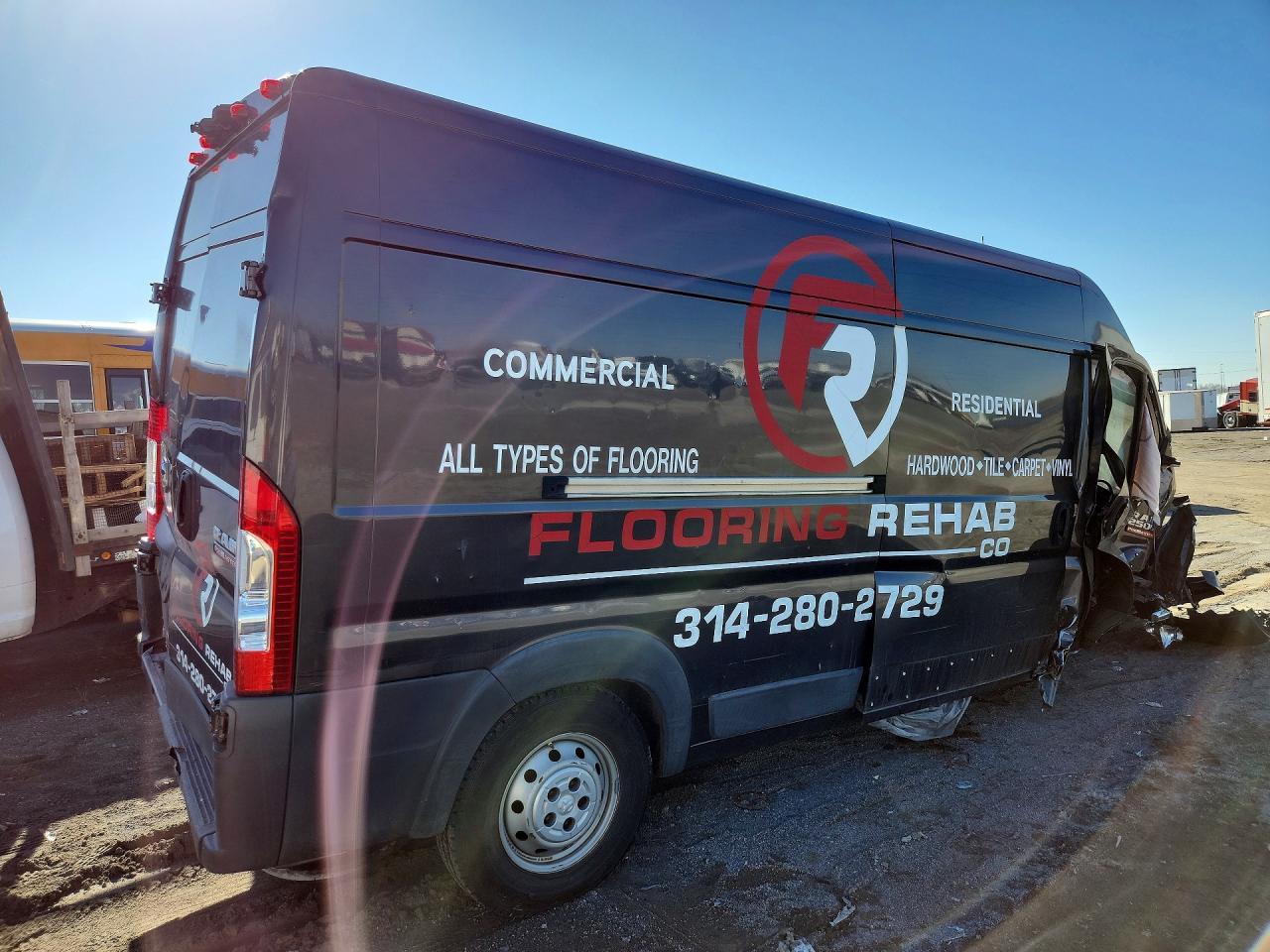 2014 Ram Promaster 2500 Delivery Van - Фото 3