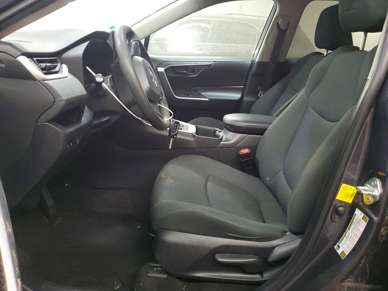 2022 Toyota Rav4 Le - Image 7