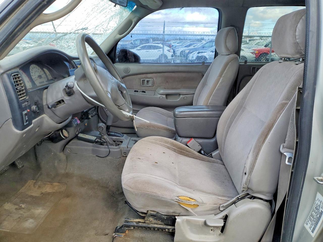 2002 Toyota Tacoma V6 - Image 7