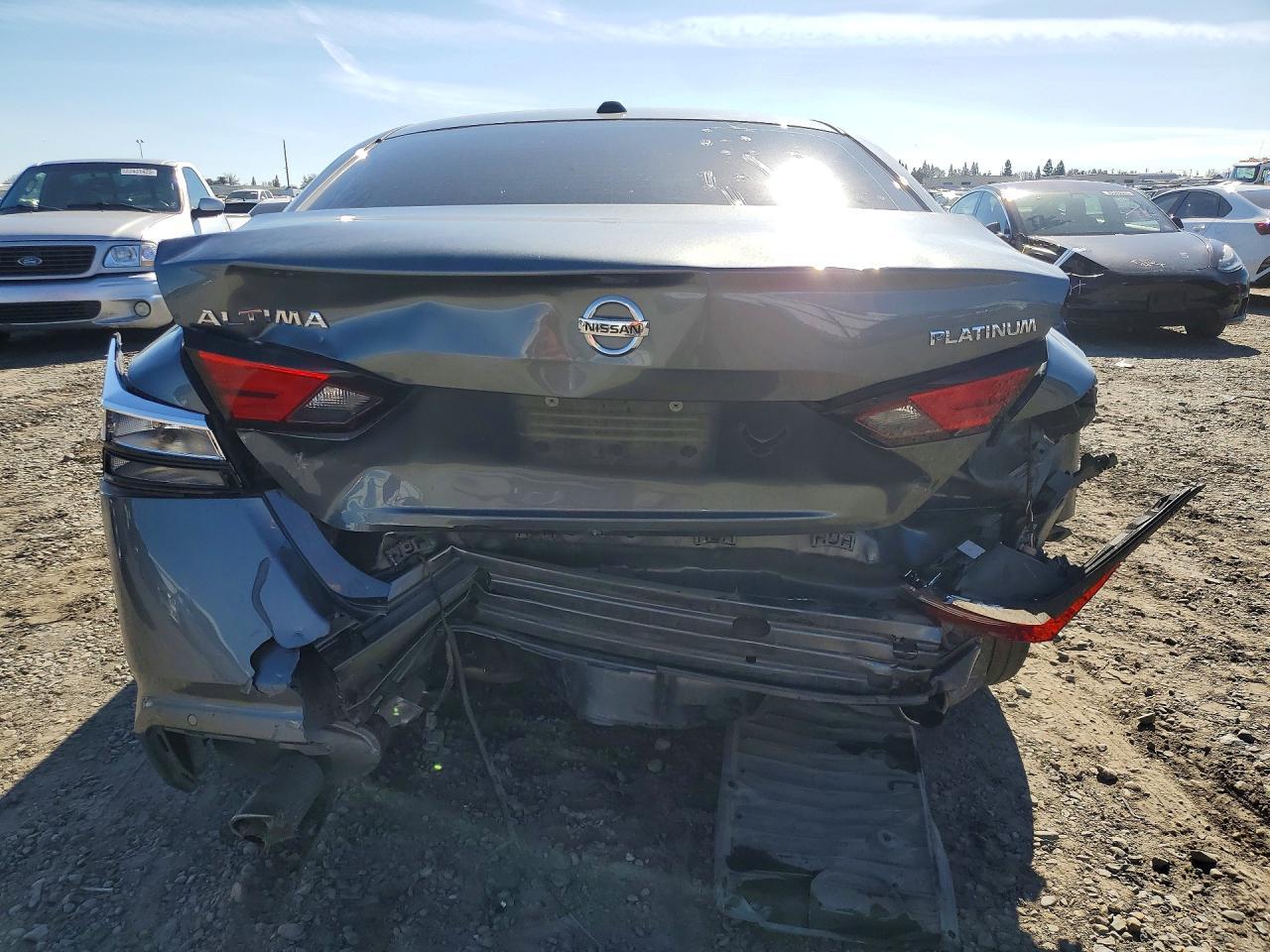 2020 Nissan Altima Platinum - Фото 6