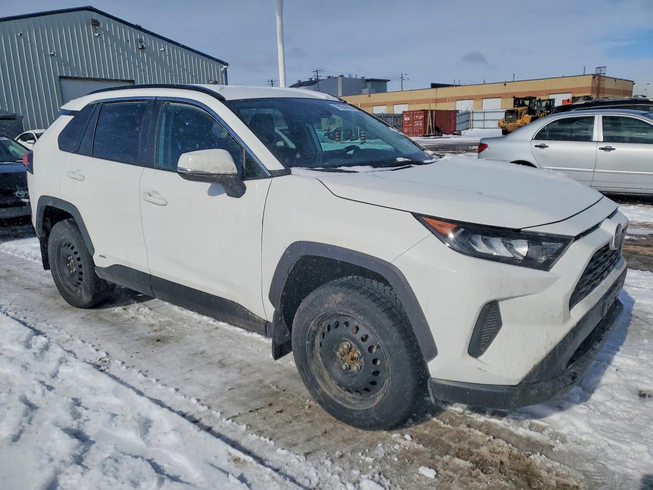 2024 Toyota Rav4 Le - Image 4