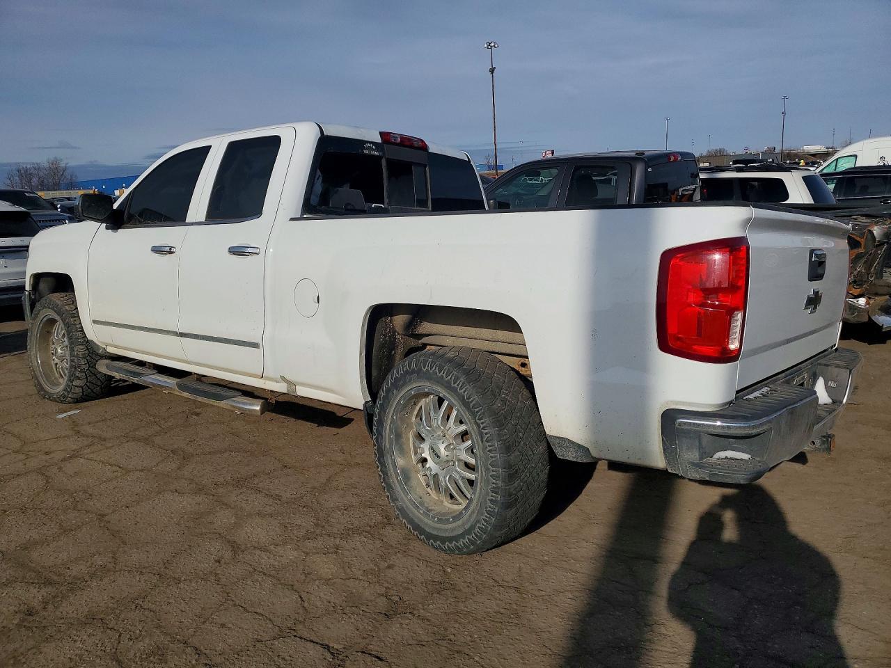 2018 Chevrolet Silverado K1500 Ltz - Фото 2