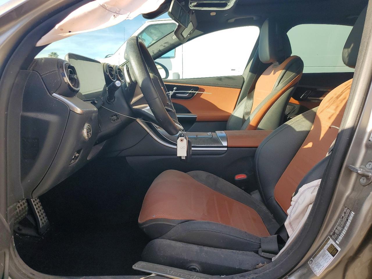 2023 Mercedes-Benz C 300 - Image 7