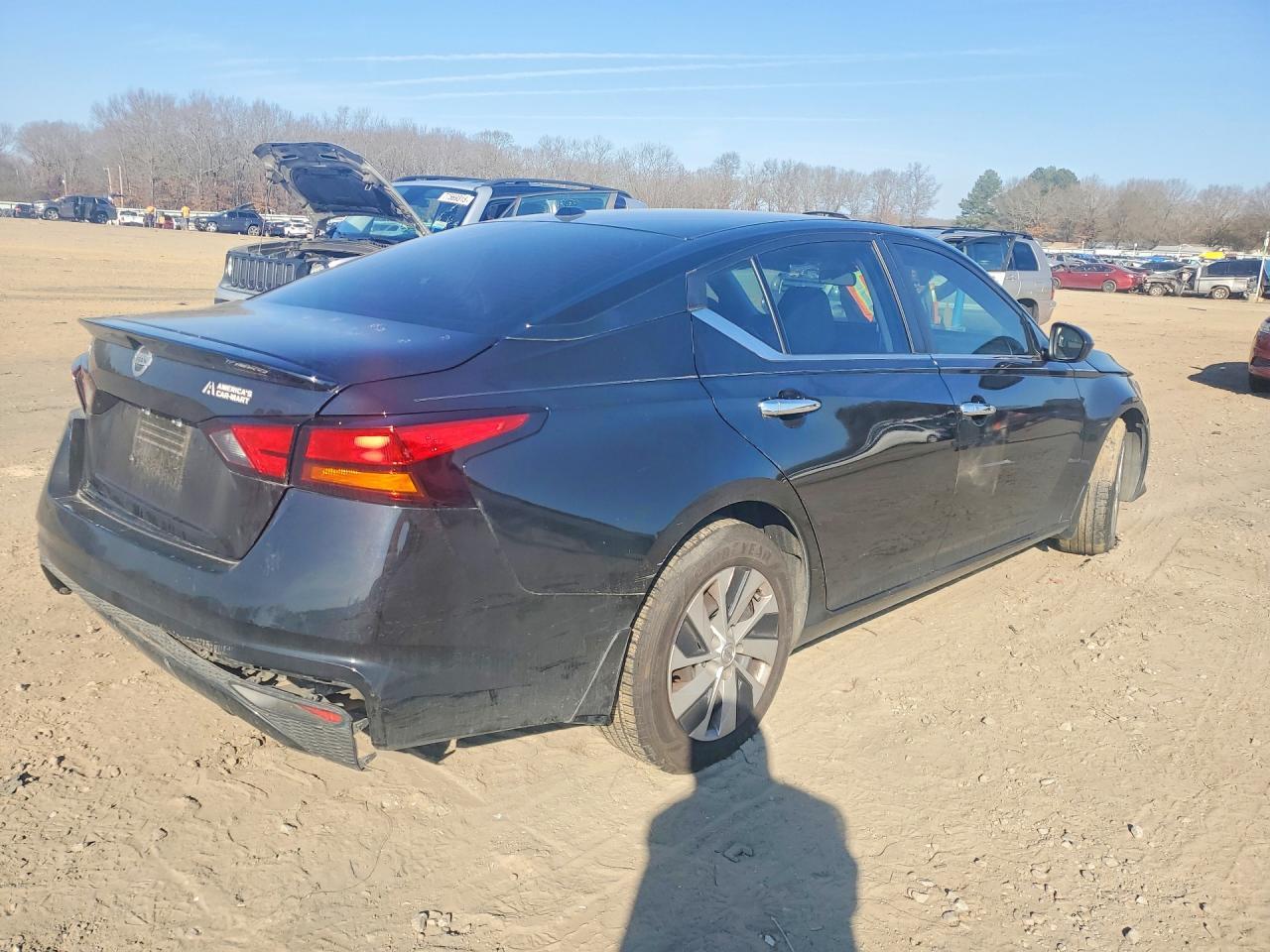 2019 Nissan Altima S - Image 3