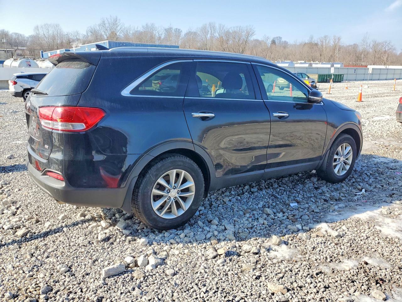2018 Kia Sorento Lx - Фото 3