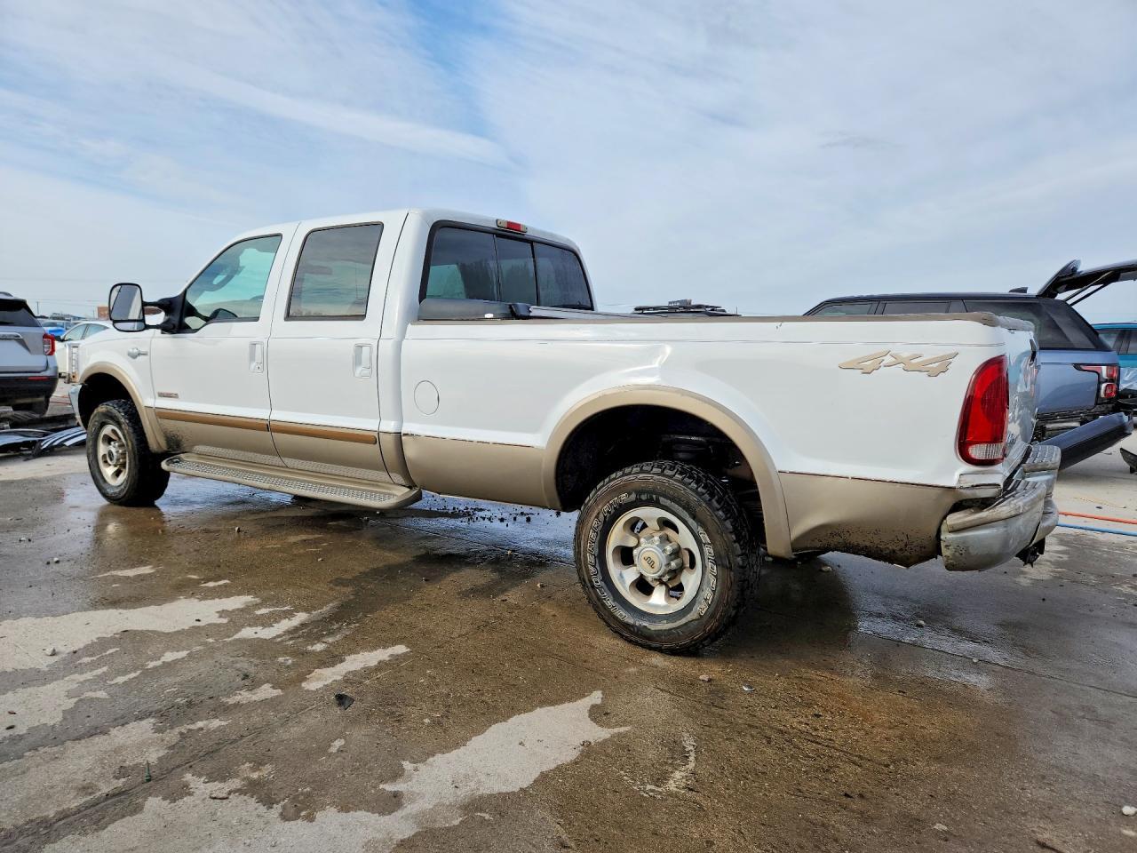 2003 Ford F250 Super Duty - Image 2