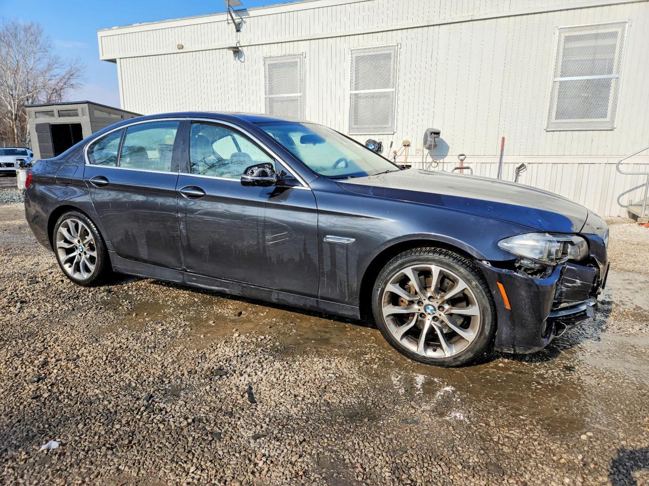2014 BMW 535 Xi - Image 4