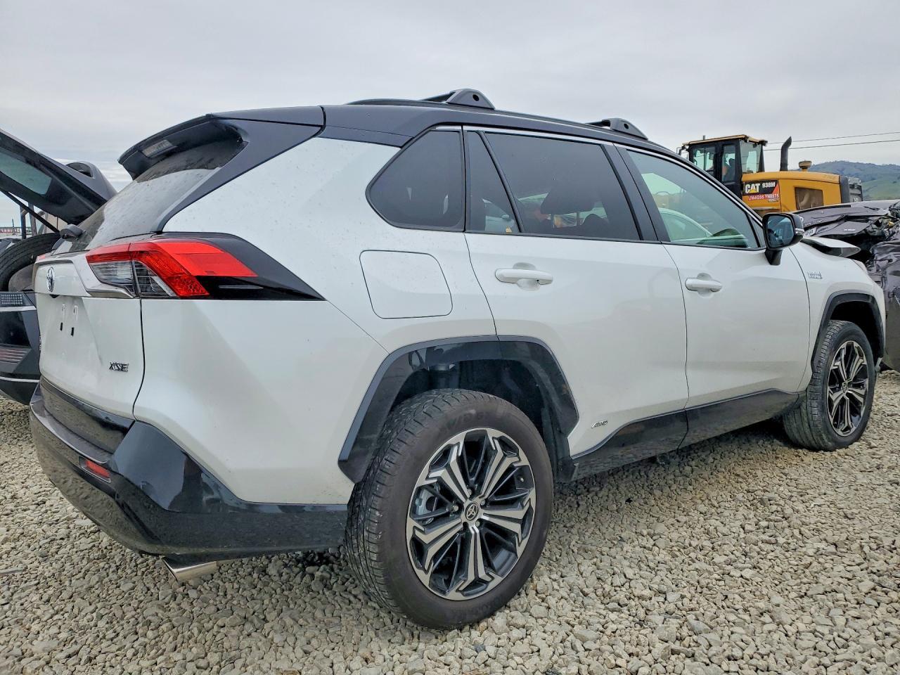 2024 Toyota Rav4 Prime Xse - Фото 3