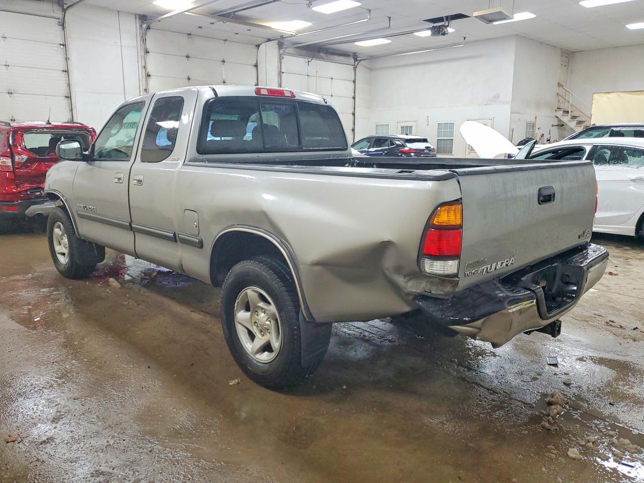 2002 Toyota Tundra Sr5 V8 - Фото 2
