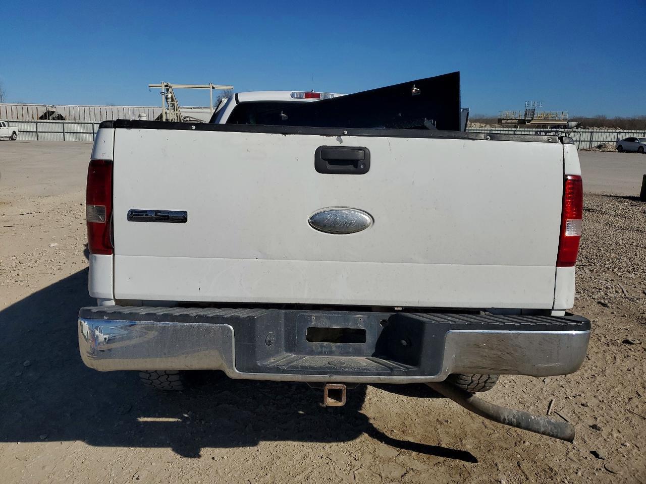 2004 Ford F150 - Фото 6