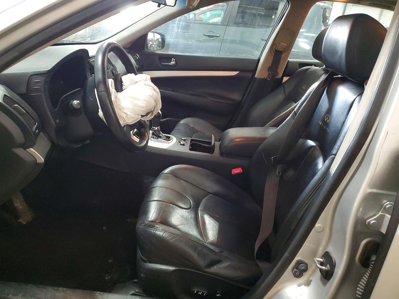 2009 Infiniti G37 Sedan X - Image 7