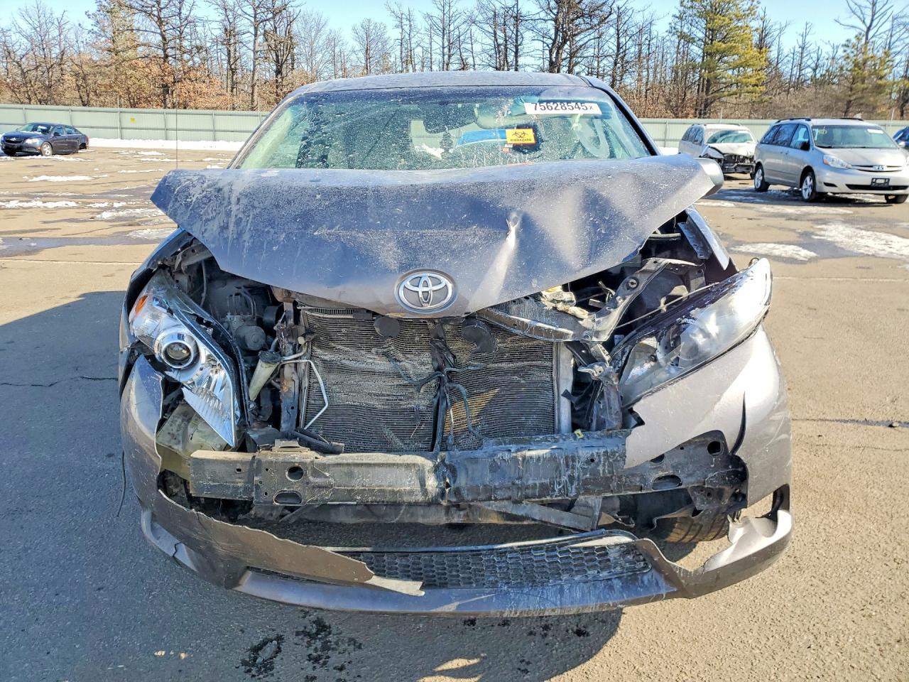 2011 Toyota Sienna Le - Image 5