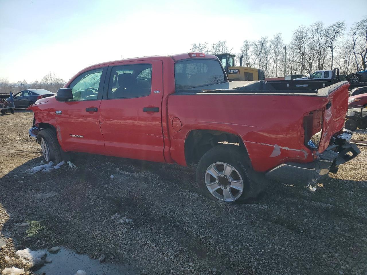 2016 Toyota Tundra Crewmax Sr5 - Image 2